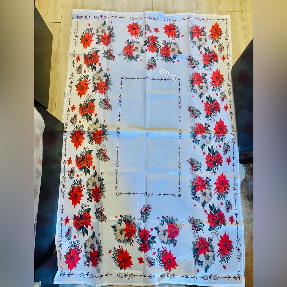 Christmas poinsettia Tablecloth Home Decor Table Cover Rectangular 35x54”